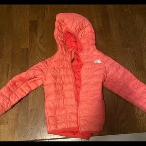 Girls 4T Northface thermoball winter coat
